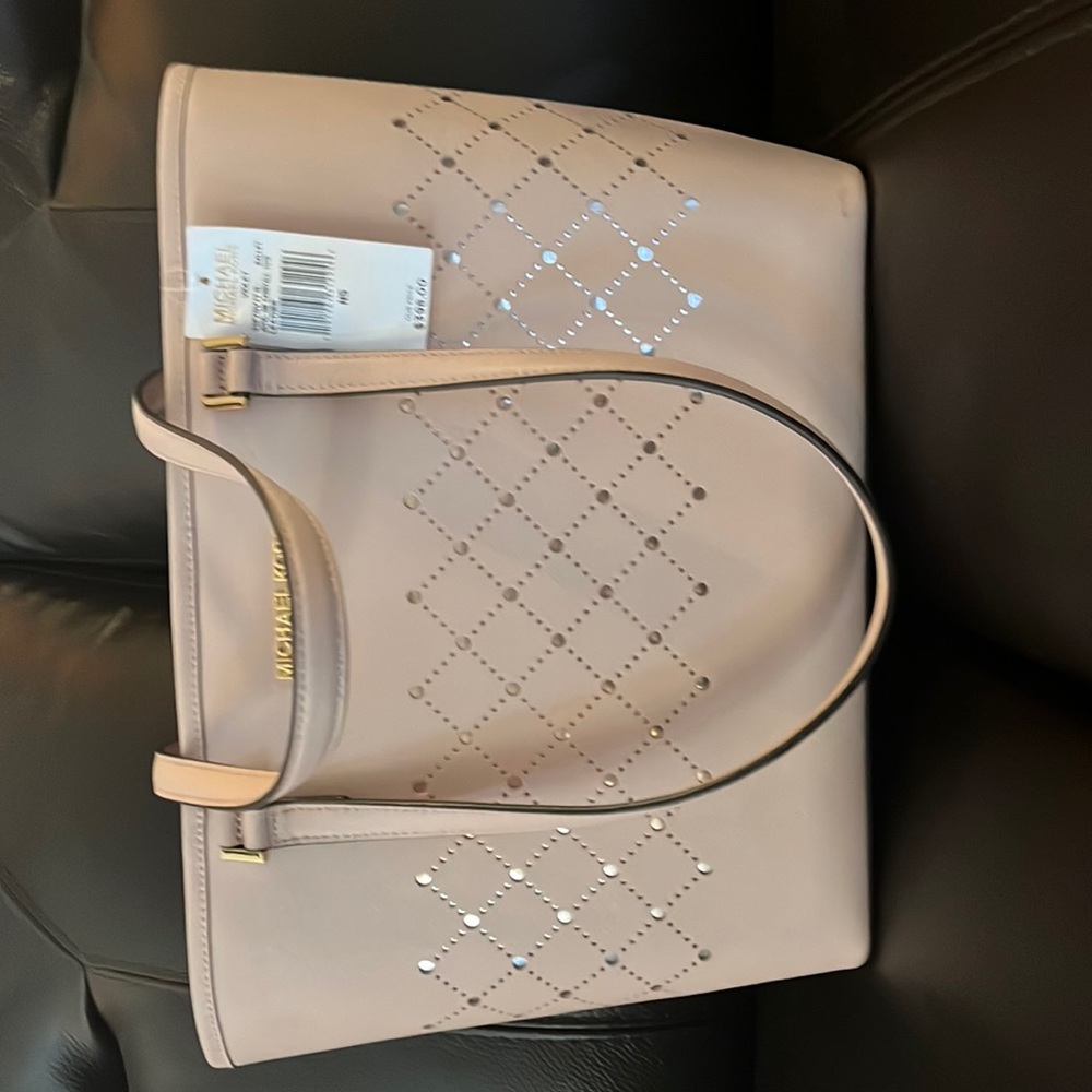 Micheal Kors Carry All Tote